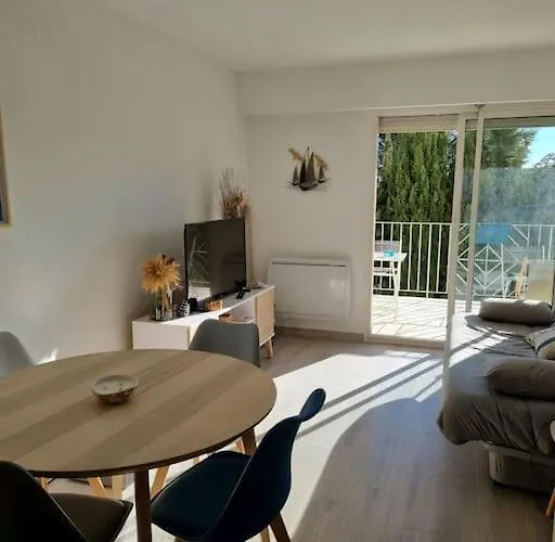 Apartment 2 Pieces Confort Saint-Raphaël